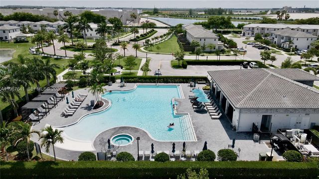 2701 SE 15th St, Homestead, FL 33035