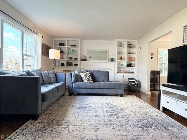 2240 Grandview Avenue, Wooster, OH 44691