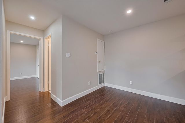 17331 Red Oak Drive 36, Houston, TX 77090