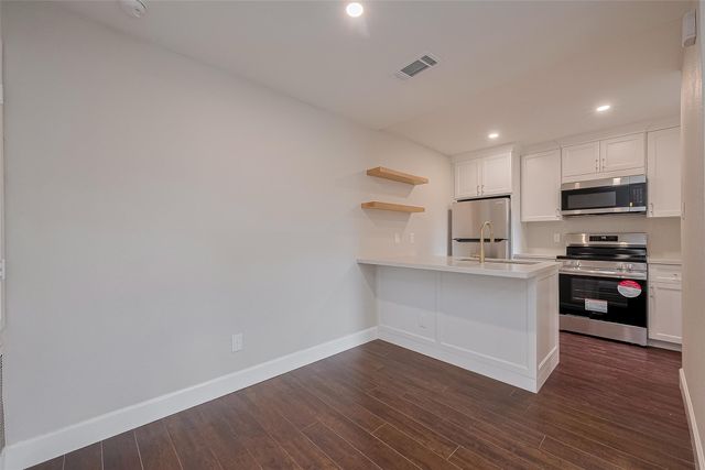 17331 Red Oak Drive 36, Houston, TX 77090
