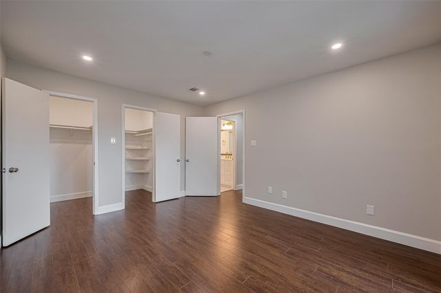 17331 Red Oak Drive 36, Houston, TX 77090