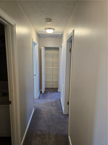 1492 Yorktown, Cecil, PA 15055