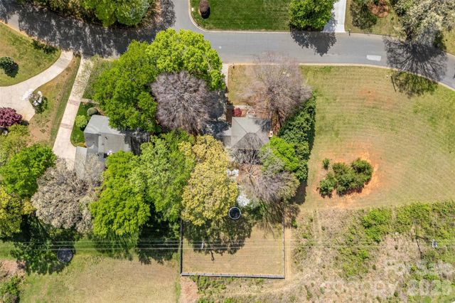 4224 Old Forge Drive, Gastonia, NC 28056