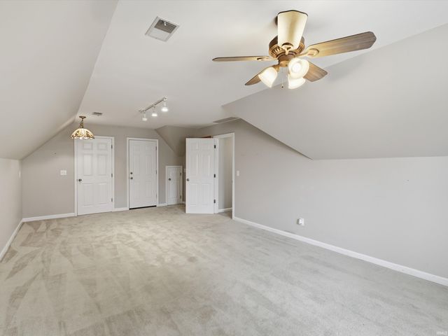 8855 Hickory Lane, Newburgh, IN 47630