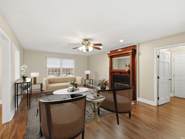 8855 Hickory Lane, Newburgh, IN 47630