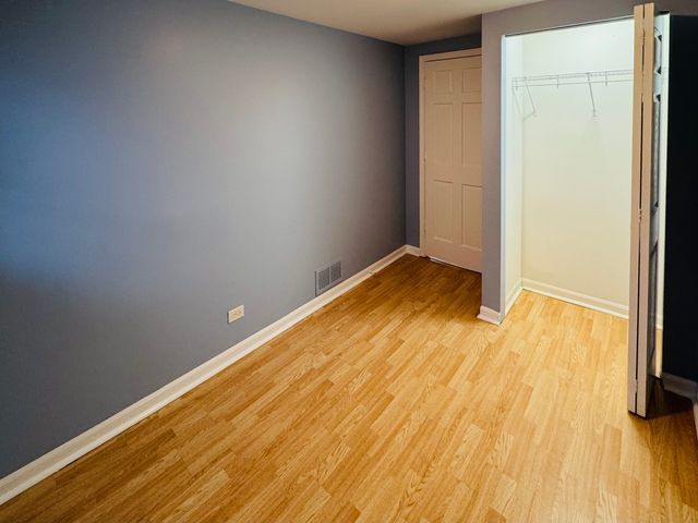 120 Vermont Avenue, Aurora, IL 60505