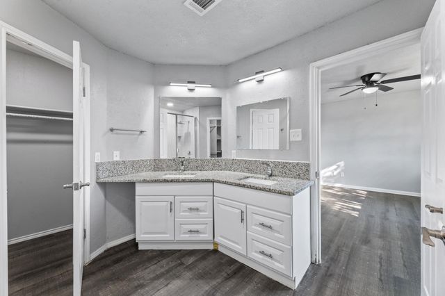 1606 Old Tract RD, Pflugerville, TX 78660