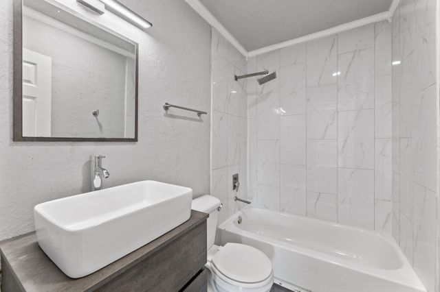 1606 Old Tract RD, Pflugerville, TX 78660