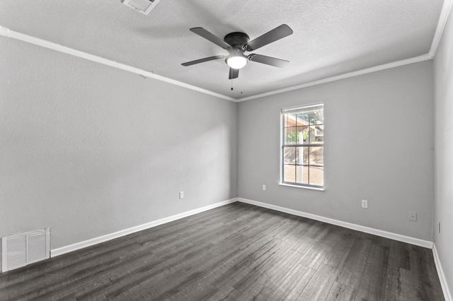 1606 Old Tract RD, Pflugerville, TX 78660