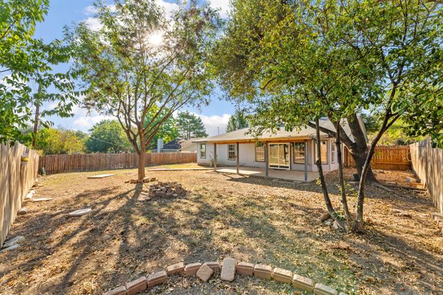 1606 Old Tract RD, Pflugerville, TX 78660