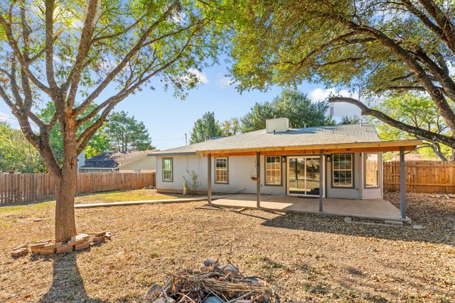1606 Old Tract RD, Pflugerville, TX 78660