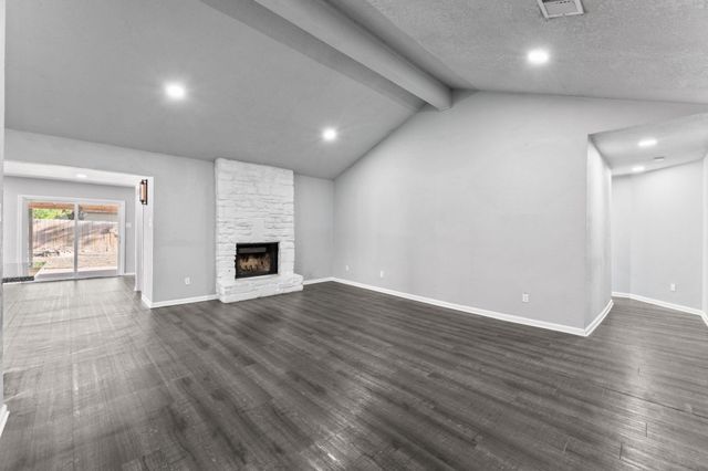 1606 Old Tract RD, Pflugerville, TX 78660