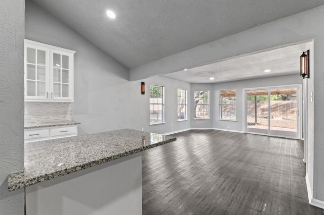 1606 Old Tract RD, Pflugerville, TX 78660