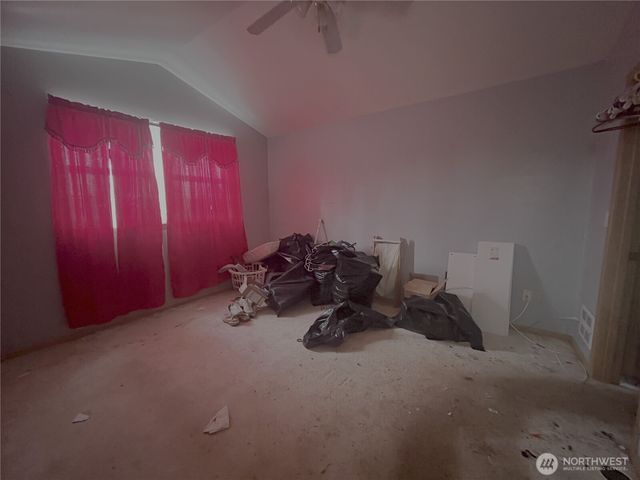 612 Sunset Avenue NE, Ocean Shores, WA 98569