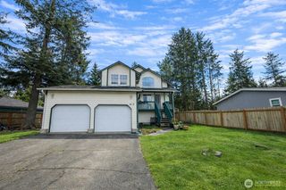 612 Sunset Avenue NE, Ocean Shores, WA 98569