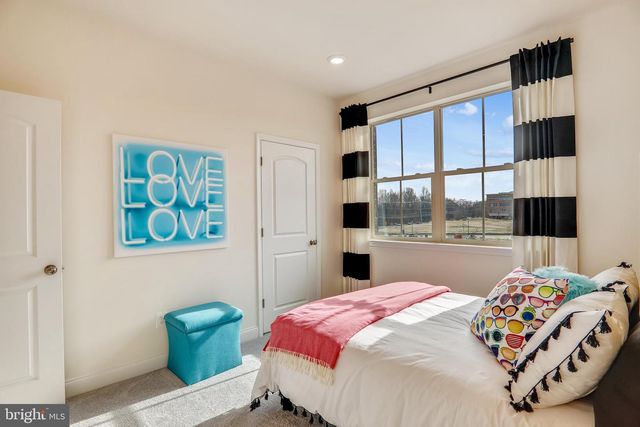 16621 ARUBA DR, Accokeek, MD 20607