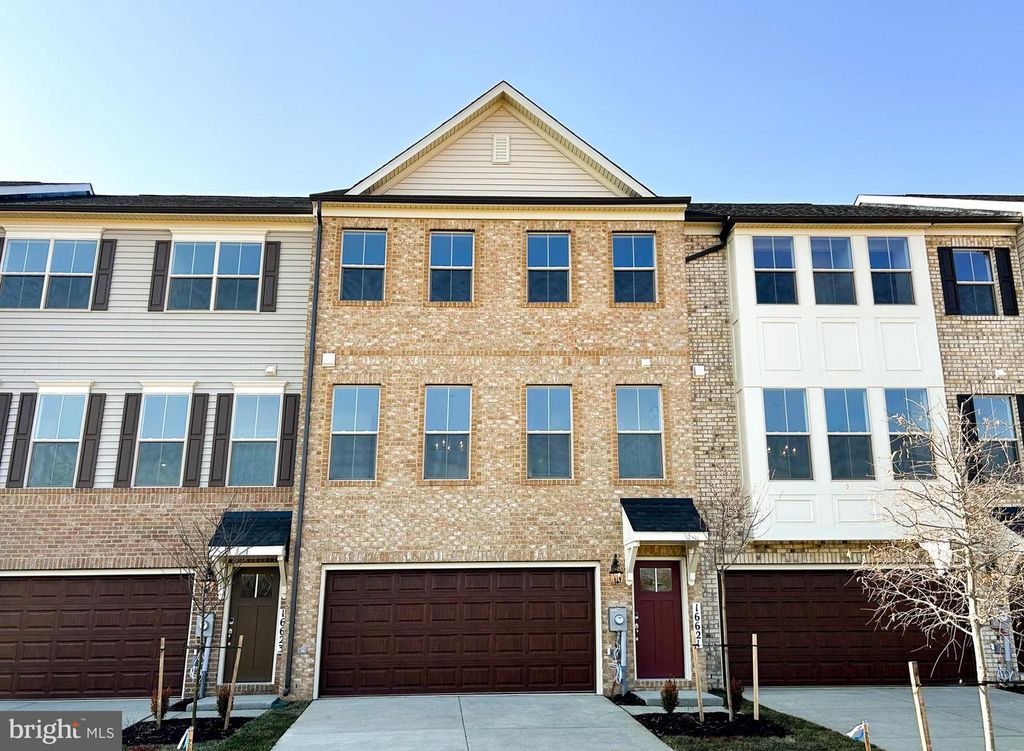 16621 ARUBA DR, Accokeek, MD 20607