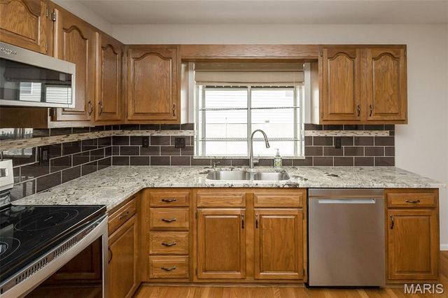 5714 Shining Day Place, Mehlville, MO 63128