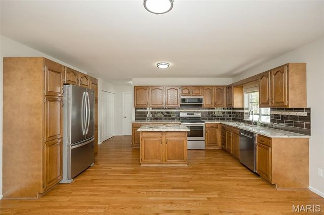 5714 Shining Day Place, Mehlville, MO 63128