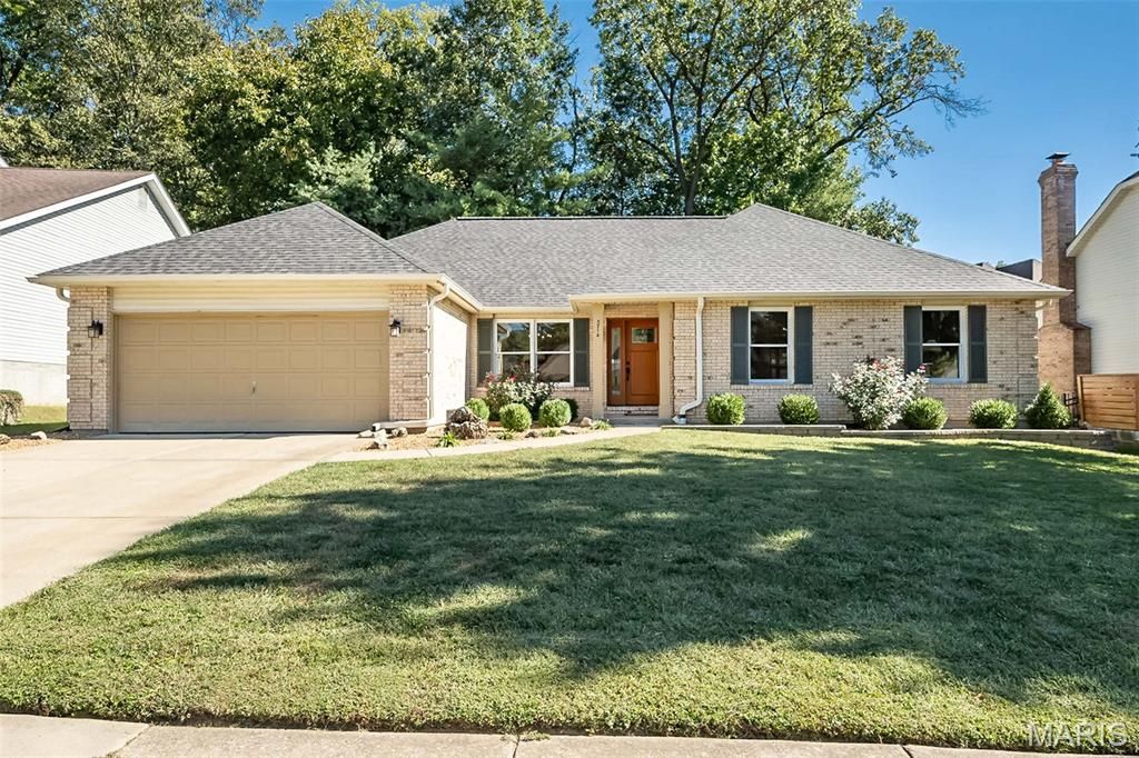 5714 Shining Day Place, Mehlville, MO 63128