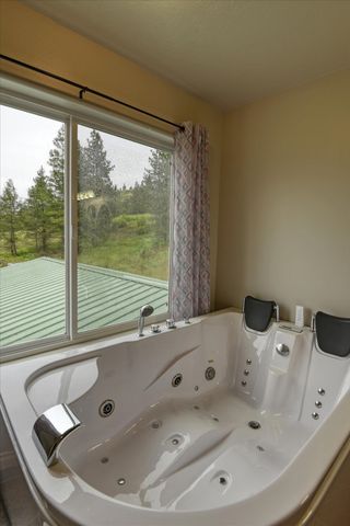 419 S US 395 S Rd, Colville, WA 99114