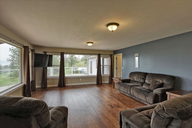 419 S US 395 S Rd, Colville, WA 99114