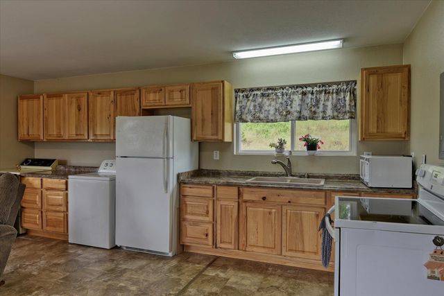 419 S US 395 S Rd, Colville, WA 99114
