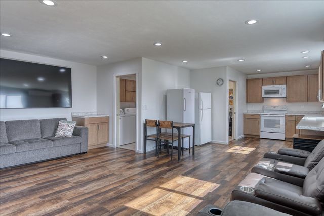 419 S US 395 S Rd, Colville, WA 99114