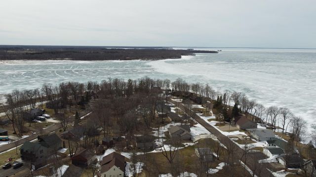 1800 White Cloud Drive E, Isle, MN 56342