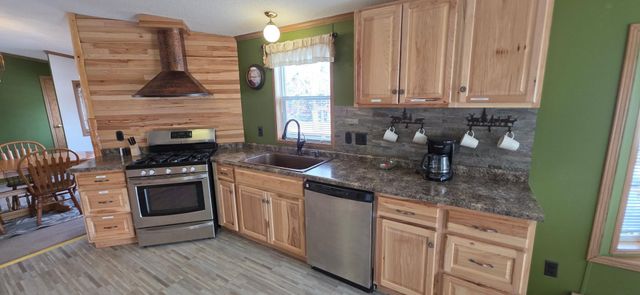 1800 White Cloud Drive E, Isle, MN 56342