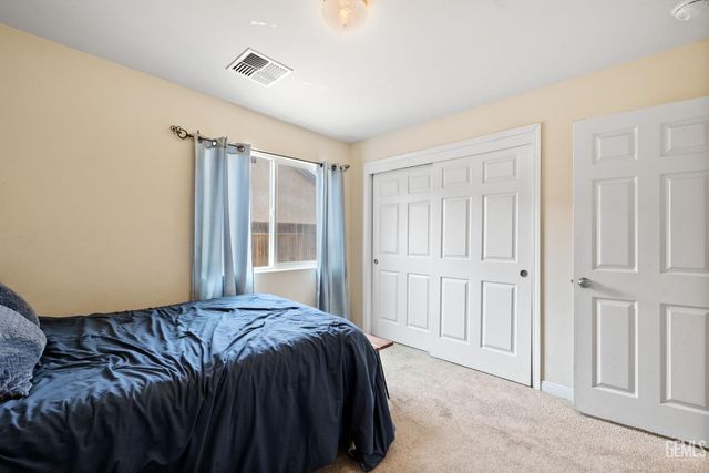 10806 Valverde Drive, Bakersfield, CA 93311