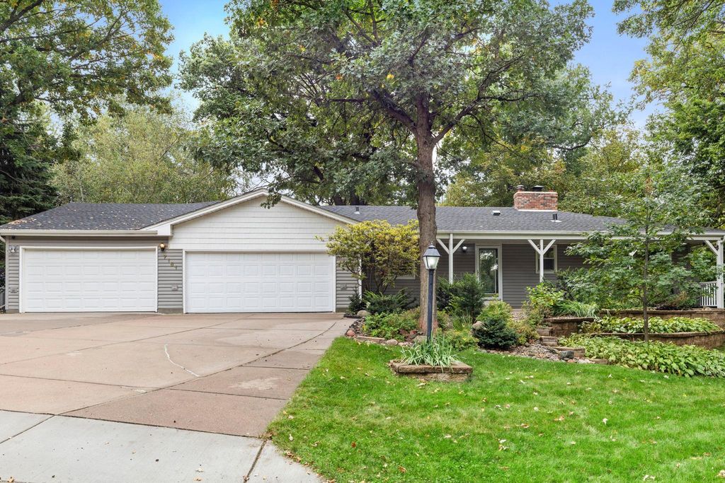 7181 Foxboro Lane, Woodbury, MN 55125 — photo 2