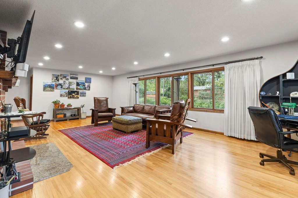 7181 Foxboro Lane, Woodbury, MN 55125 — photo 4