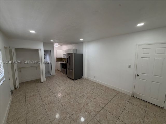 5803 Buchanan St, Hollywood, FL 33021