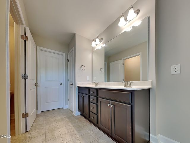 204 E Webber Lane, Clayton, NC 27527