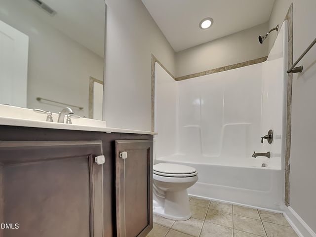 204 E Webber Lane, Clayton, NC 27527