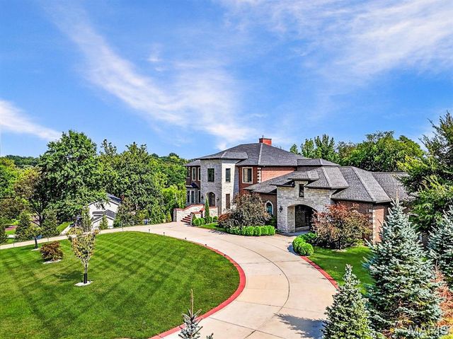 13354 Thornhill Drive, St Louis, MO 63131