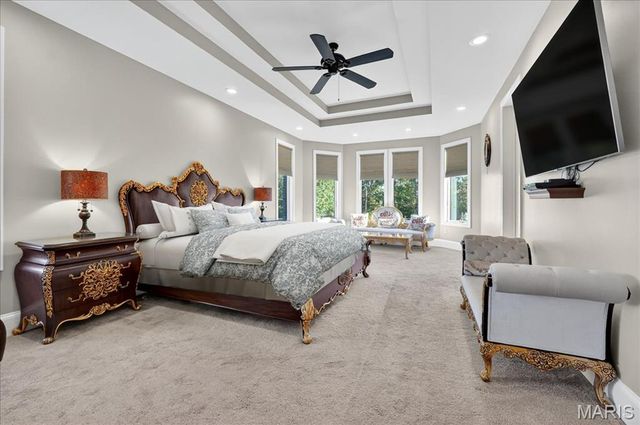 13354 Thornhill Drive, St Louis, MO 63131