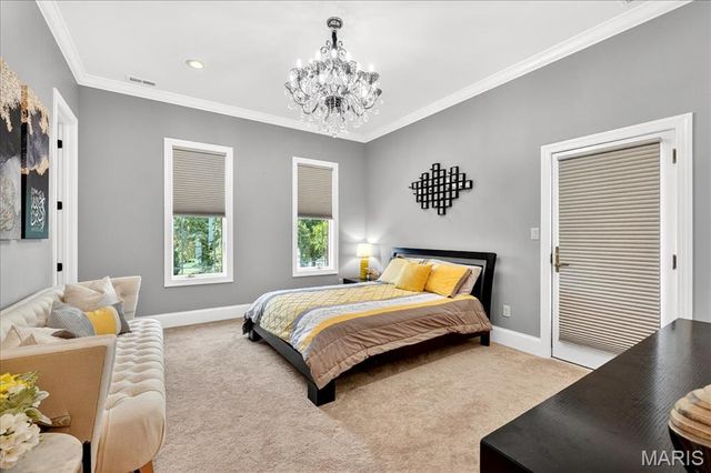13354 Thornhill Drive, St Louis, MO 63131