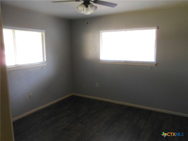 1441 Robin Lane, Seguin, TX 78155