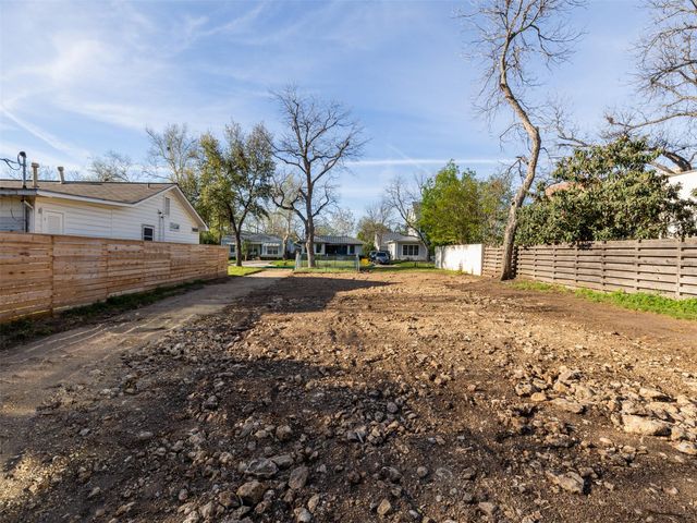 1916 W 38th ST, Austin, TX 78731