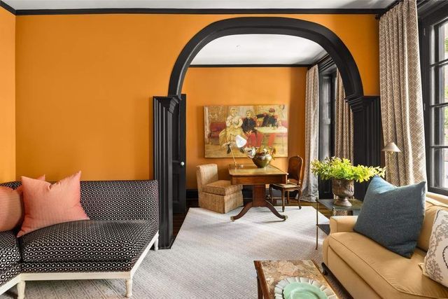 244 E 49th Street, New York City, NY 10017