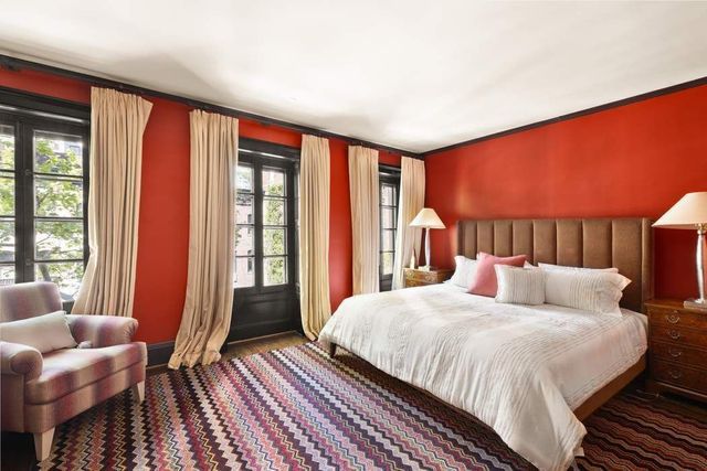 244 E 49th Street, New York City, NY 10017