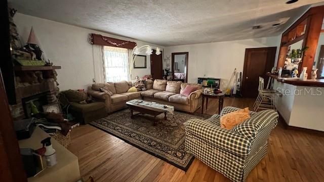 1740 NW 7TH AVENUE, Gainesville, FL 32603