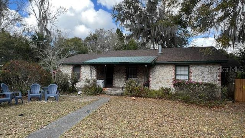 1740 NW 7TH AVENUE, Gainesville, FL 32603