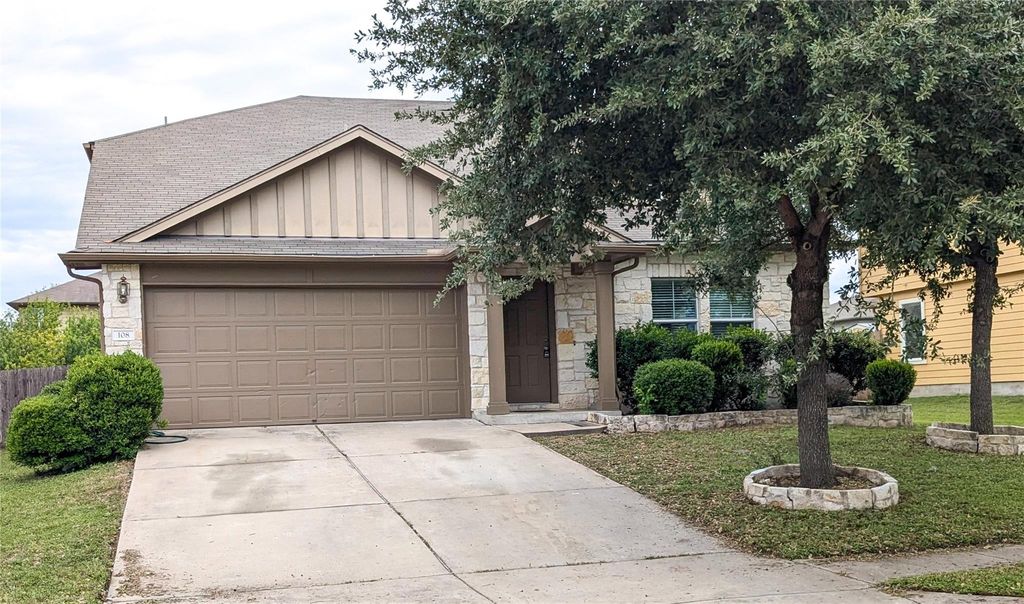 108 Lavaca LOOP, Hutto, TX 78634