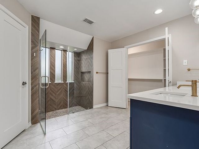 9922 Hickory Crossing, Dallas, TX 75243