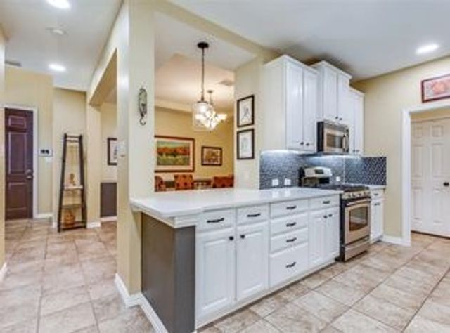 9922 Hickory Crossing, Dallas, TX 75243