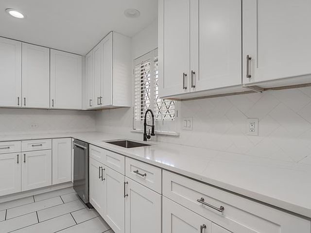 9922 Hickory Crossing, Dallas, TX 75243