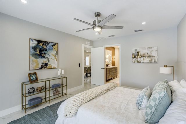 3923 DORAL DRIVE, Tampa, FL 33634
